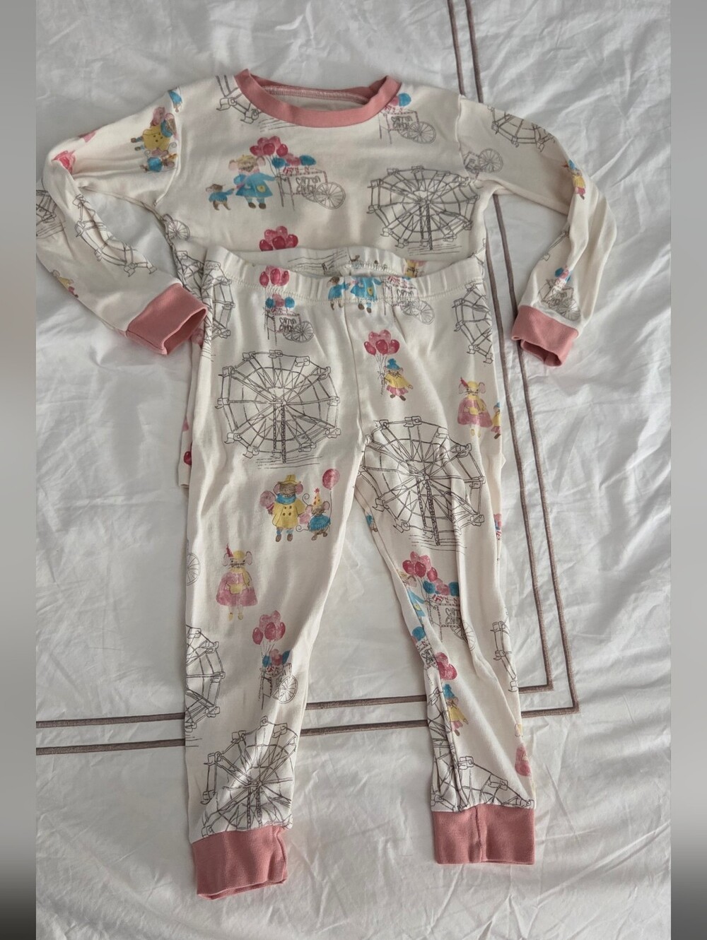 Burts Bees Kids Mouse Carnival Fair Print White Long Sleeve Pajamas Size 2T